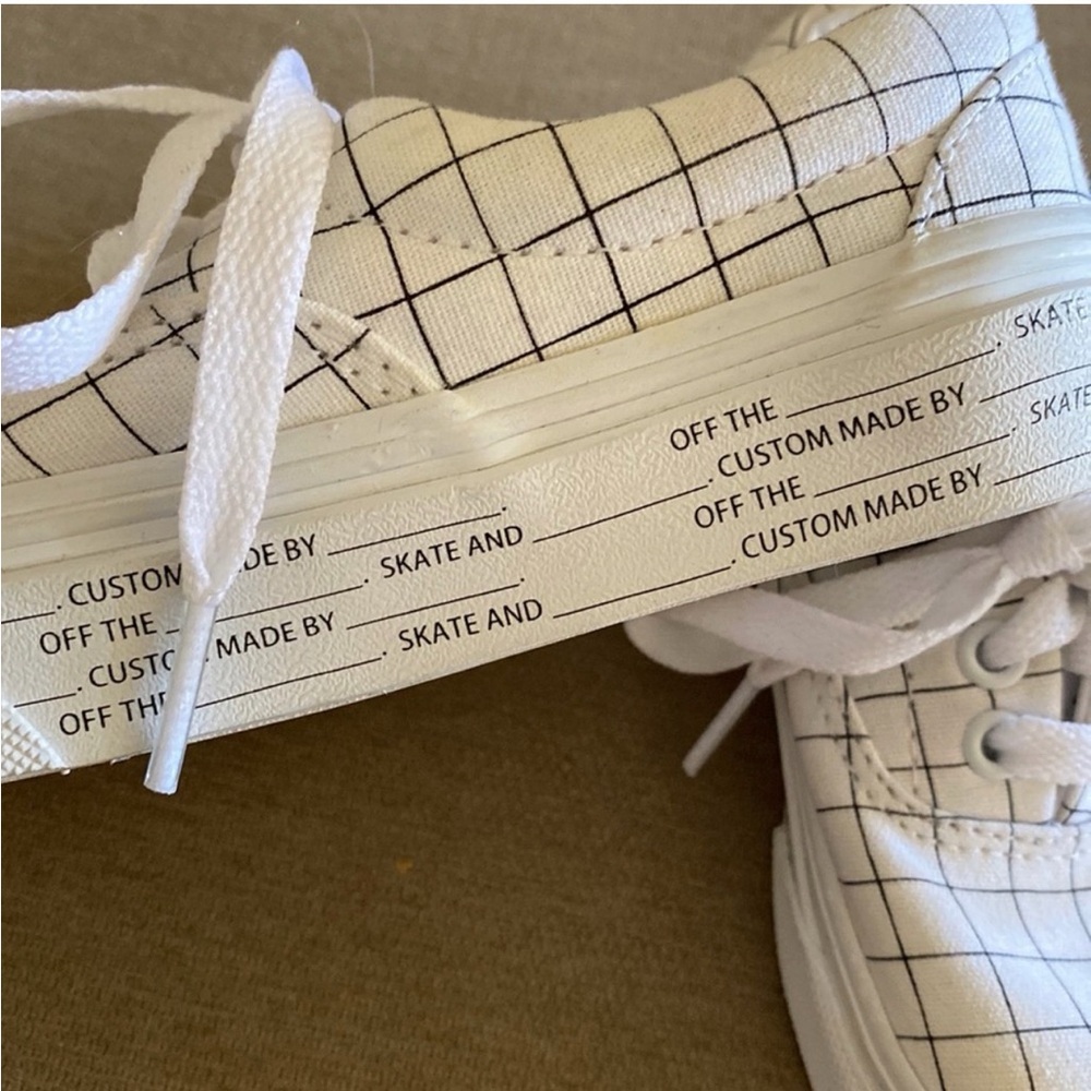 NWOB Vans Customizable White Grid Pattern Sneakers - image 3